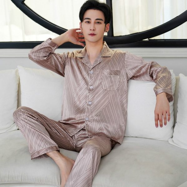 Comfy Men's Pajamas Set - Image 5